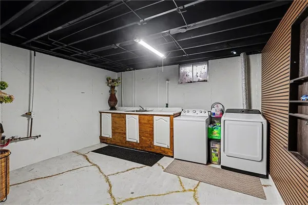 $345,000 | 12304 East 78th Street, Kansas City, MO 64138