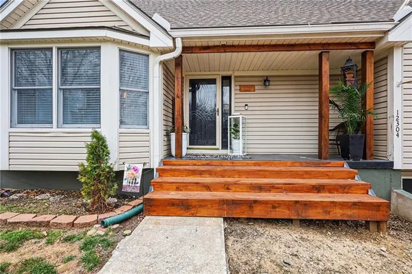 $345,000 | 12304 East 78th Street, Kansas City, MO 64138