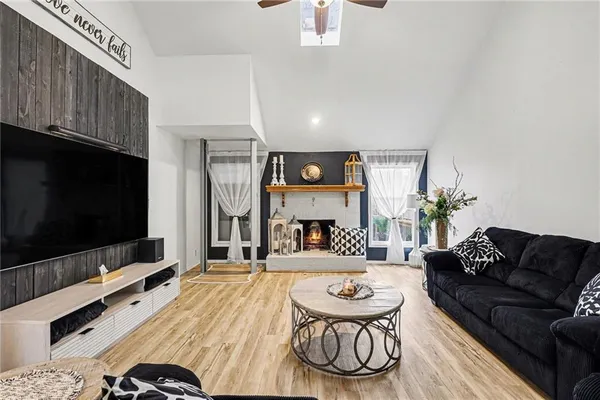 $345,000 | 12304 East 78th Street, Kansas City, MO 64138