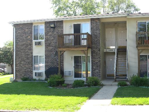 1900 Light Road, Unit 207 Oswego, IL 60543 - Photo 1 of 1