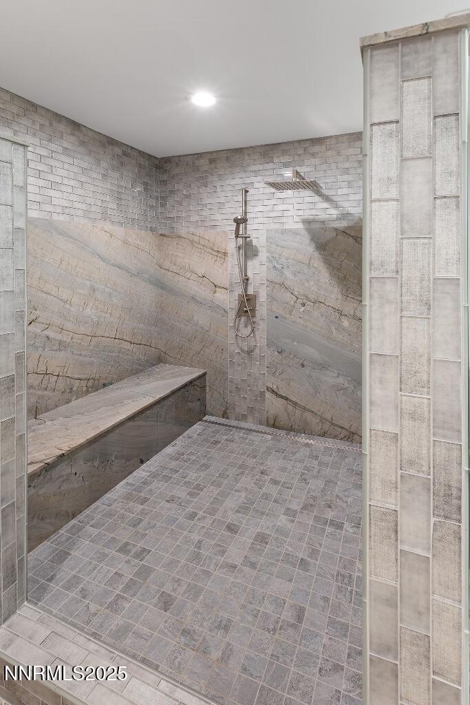 4811 Lakeridge Terrace West Reno, NV 89509 - Photo 24 of 43 MBR Bath 1