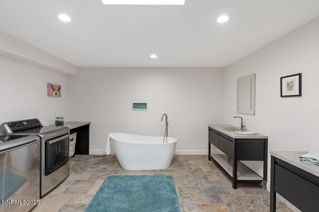 $898,787 | 4811 Lakeridge Terrace West, Reno, NV 89509