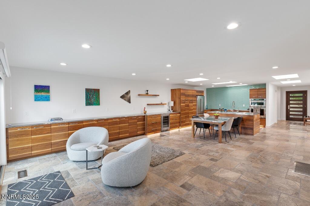 4811 Lakeridge Terrace West Reno, NV 89509 - Photo 6 of 43 Living Area 2