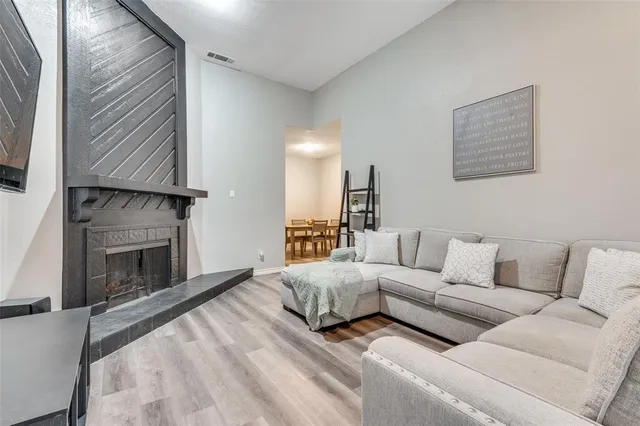 $130,000 | 2110 Randy Snow Road, Unit 313, Arlington, TX 76011