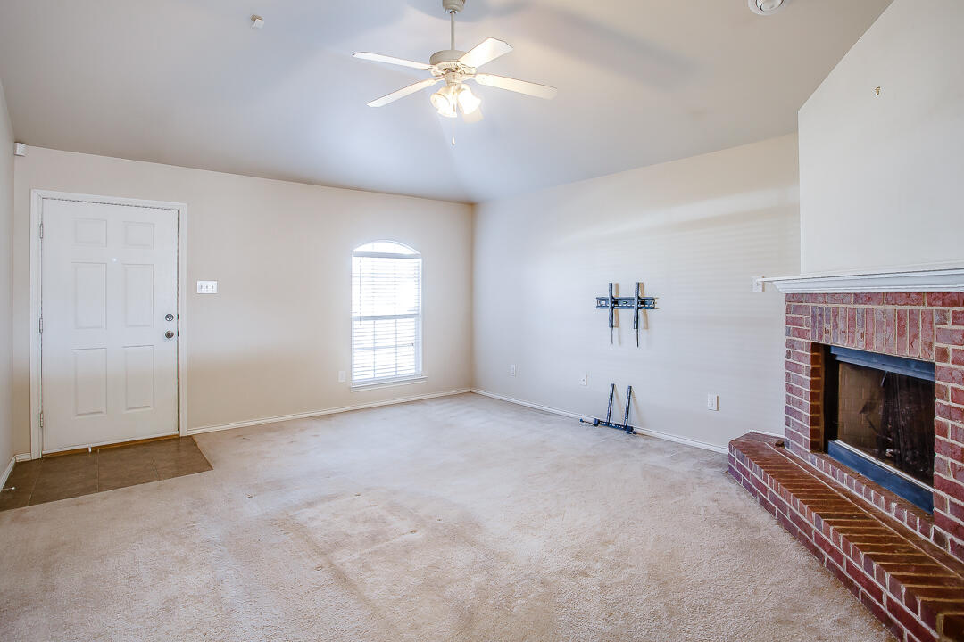 6515 92nd Street Lubbock, TX 79424 - Photo 3 of 14 6515-102