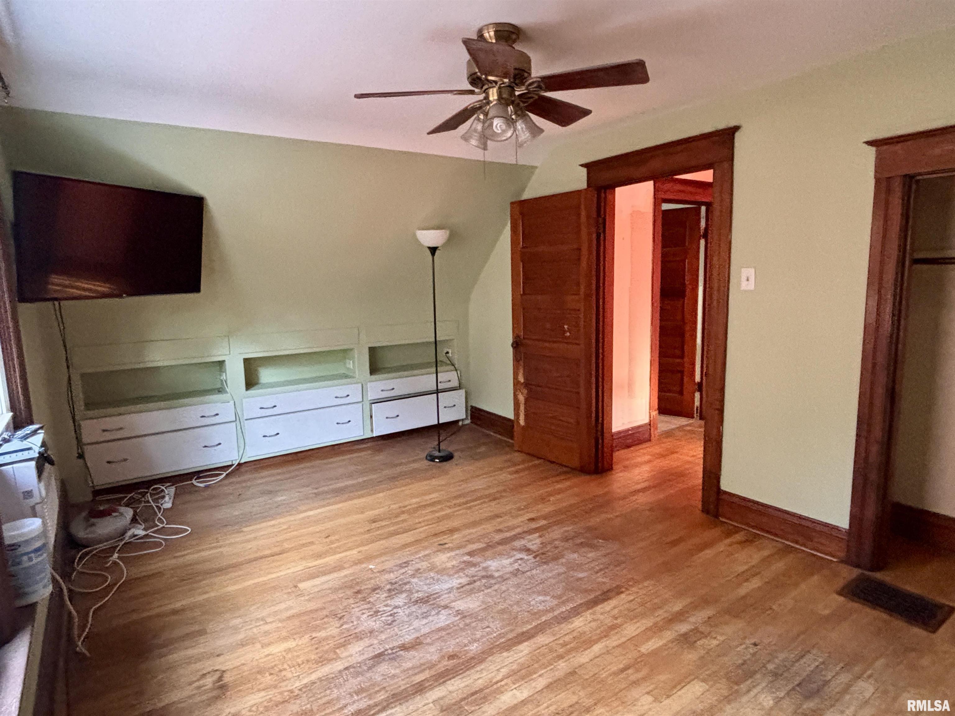 2146 Yale Boulevard Springfield, IL 62703 - Photo 11 of 14