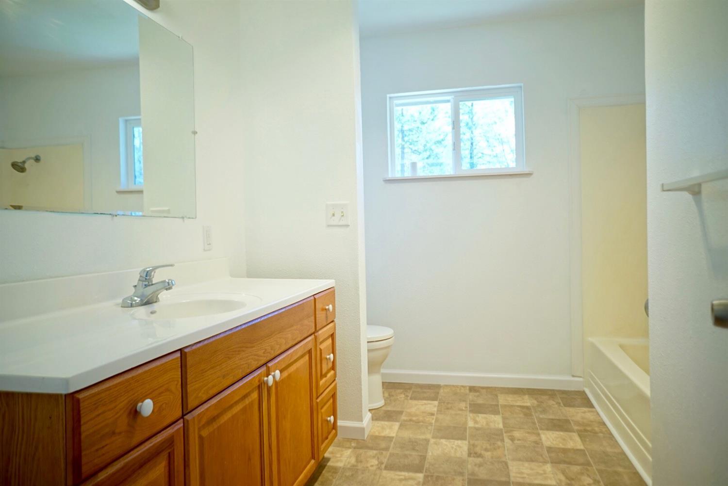 3870 New Hope Road Grants Pass, OR 97527 - Photo 6 of 15 Additional Photo