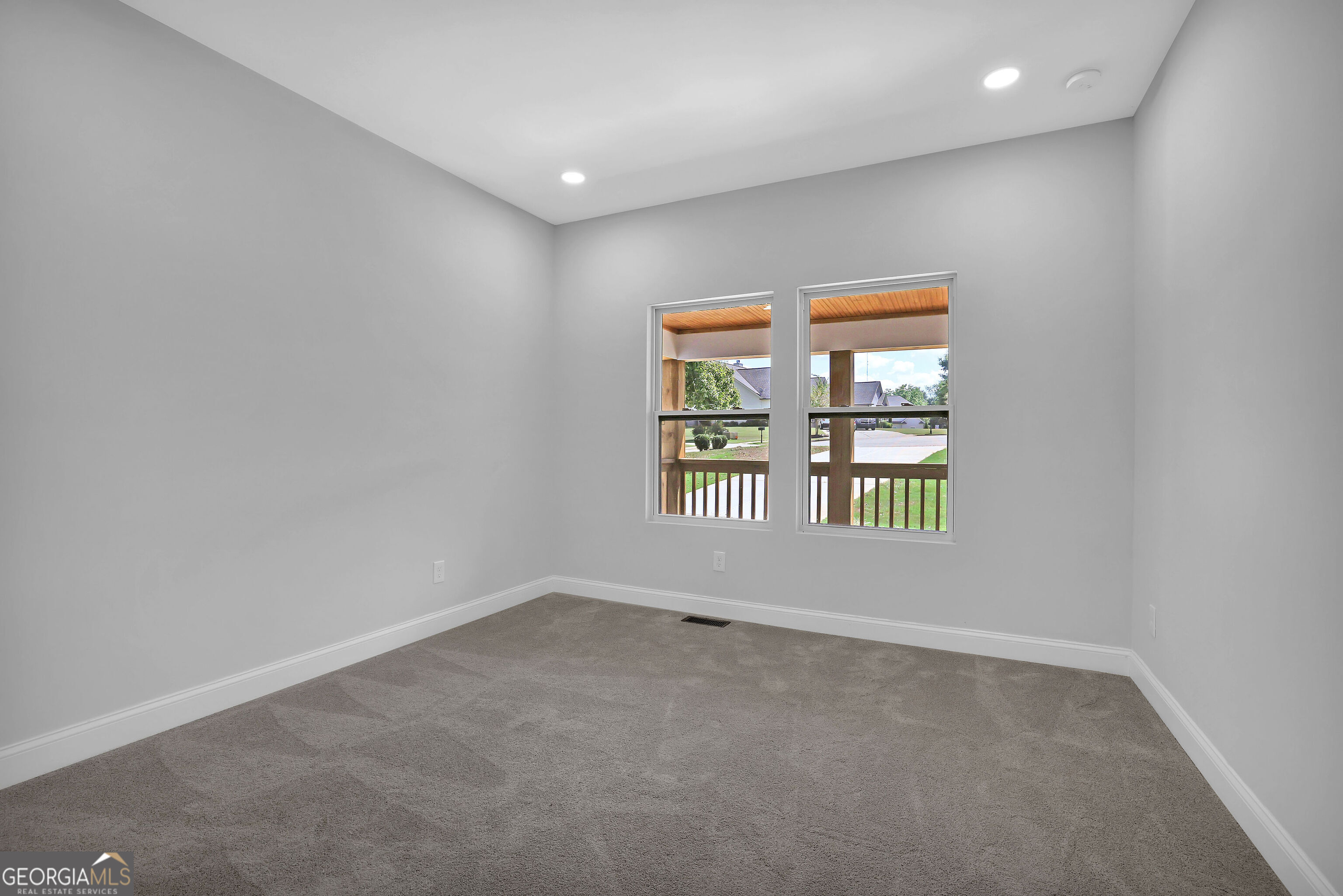 5719 Calm Valley Point Flowery Branch, GA 30542 - Photo 14 of 27