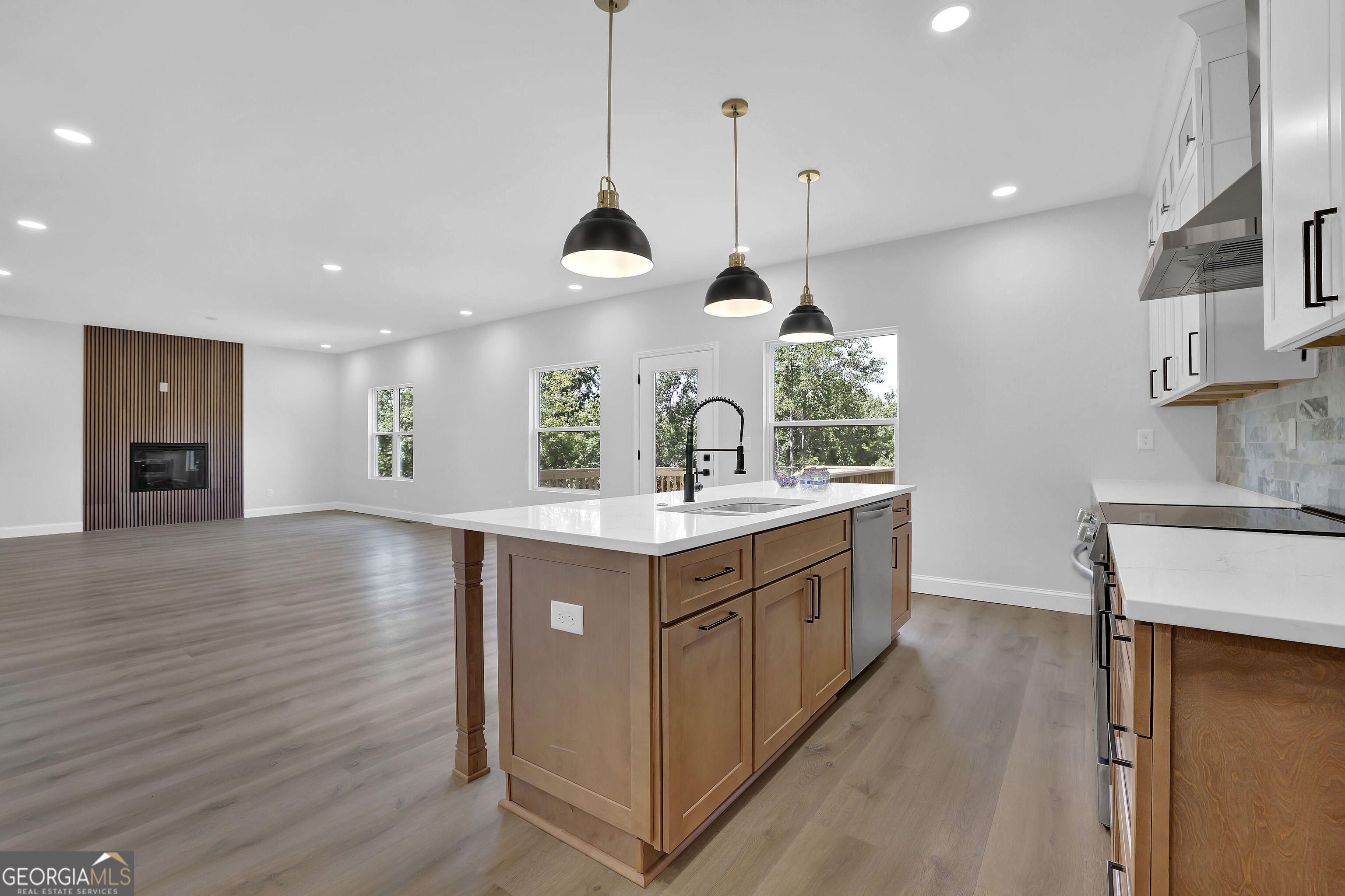 5719 Calm Valley Point Flowery Branch, GA 30542 - Photo 7 of 27