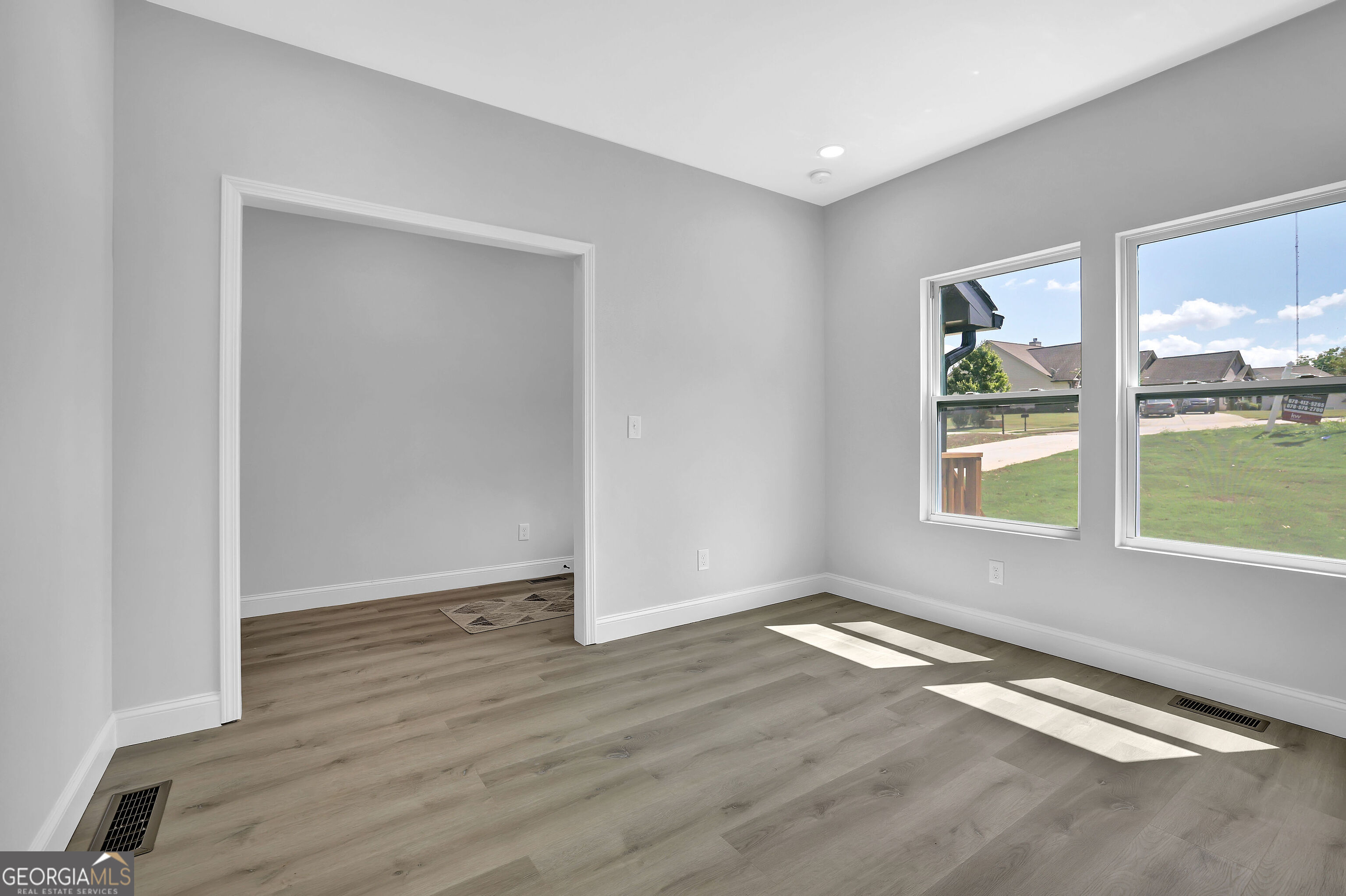 5719 Calm Valley Point Flowery Branch, GA 30542 - Photo 8 of 27