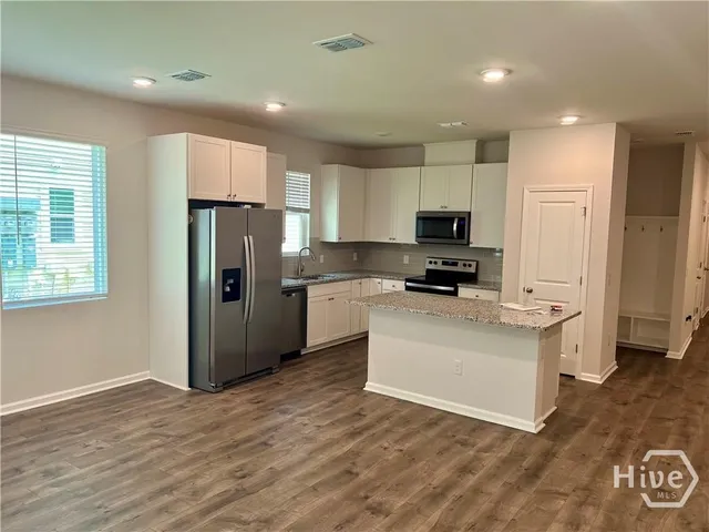 $1,800 | 156 Benelli Drive, Pooler, GA 31322