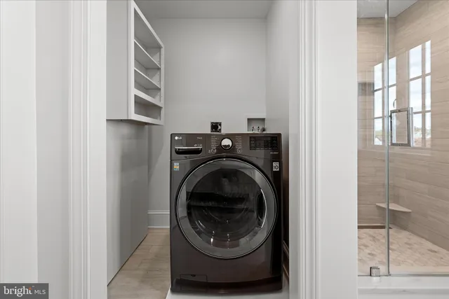 $2,100 | 6 East Cecil Street, Winchester, VA 22601