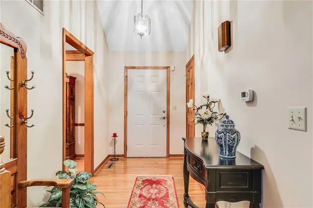 $375,000 | 904 Northwest Oakridge Drive, Blue Springs, MO 64015