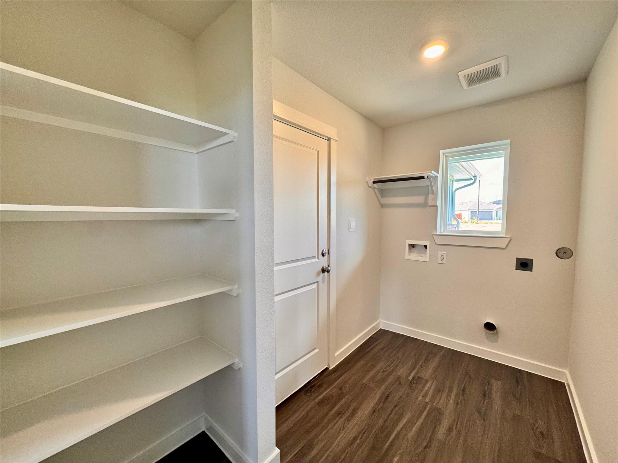 131 County Road 5102B Cleveland, TX 77327 - Photo 13 of 22