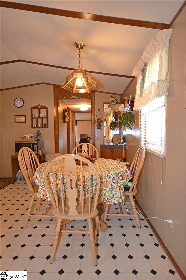 91 Knickerbocker Estates Road Fountain Inn, SC 29644 - Photo 7 of 17