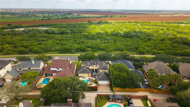 $605,000 | 4658 Oso Parkway, Corpus Christi, TX 78413