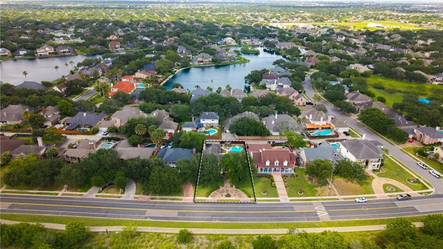 $605,000 | 4658 Oso Parkway, Corpus Christi, TX 78413