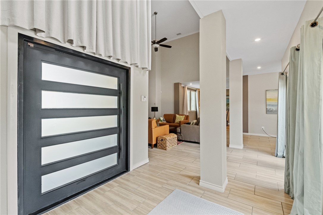 4658 Oso Parkway Corpus Christi, TX 78413 - Photo 5 of 33