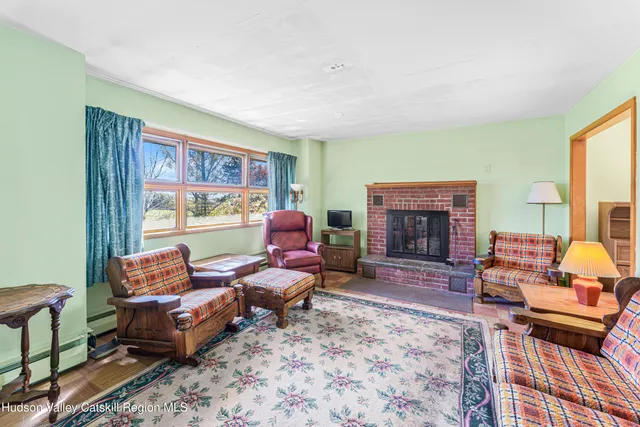 $299,900 | 41 Fish Road, Oak Hill, NY 12460