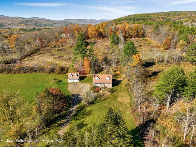 $299,900 | 41 Fish Road, Oak Hill, NY 12460