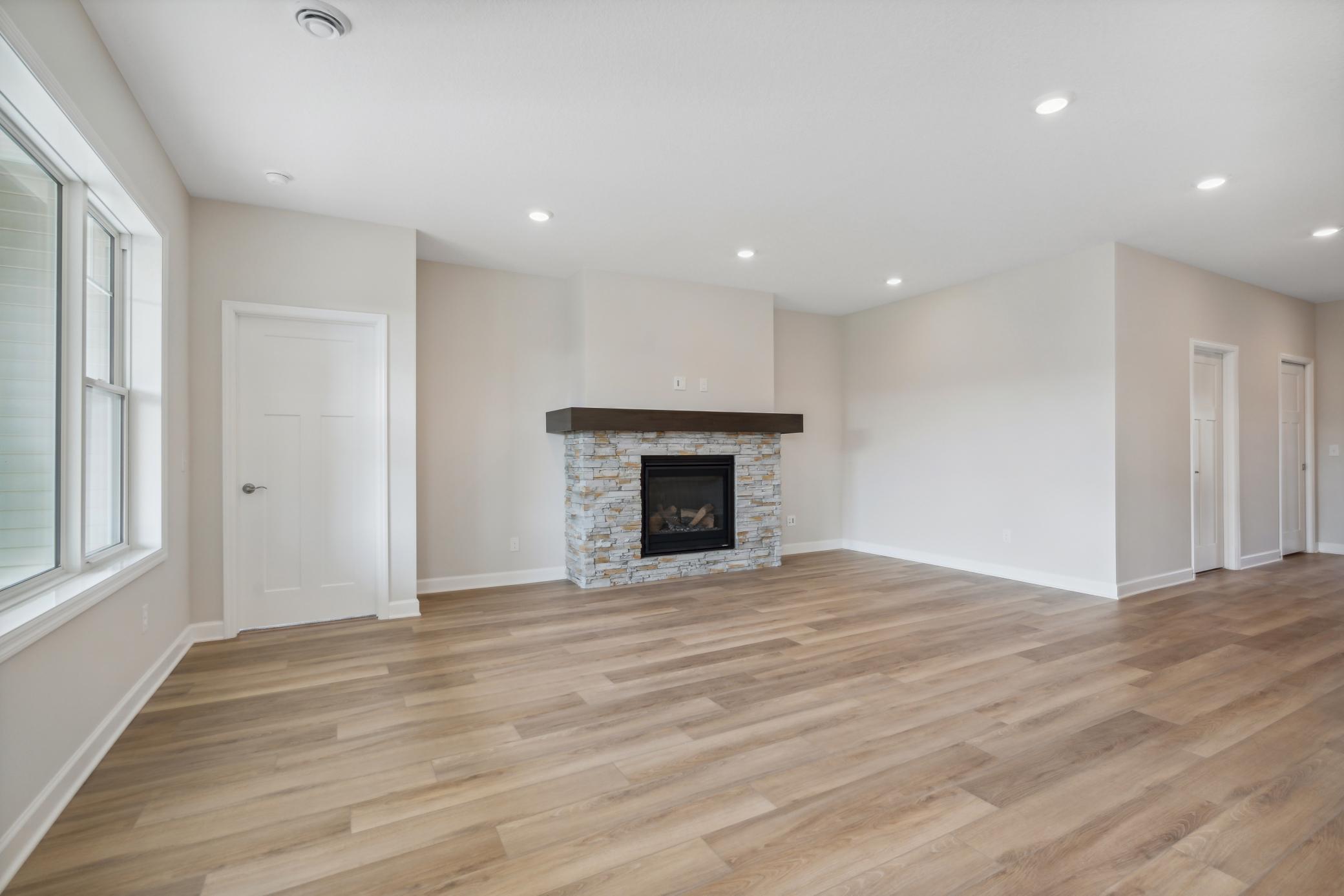 8019 Walnut Lane Corcoran, MN 55340 - Photo 6 of 19