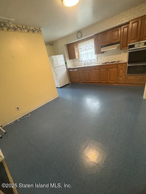 61 Morton Street Staten Island, NY 10306 - Photo 6 of 18 a view of room and window