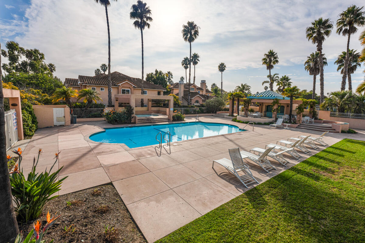 314 La Salle Road Goleta, CA 93117 - Photo 10 of 45 Community Pool