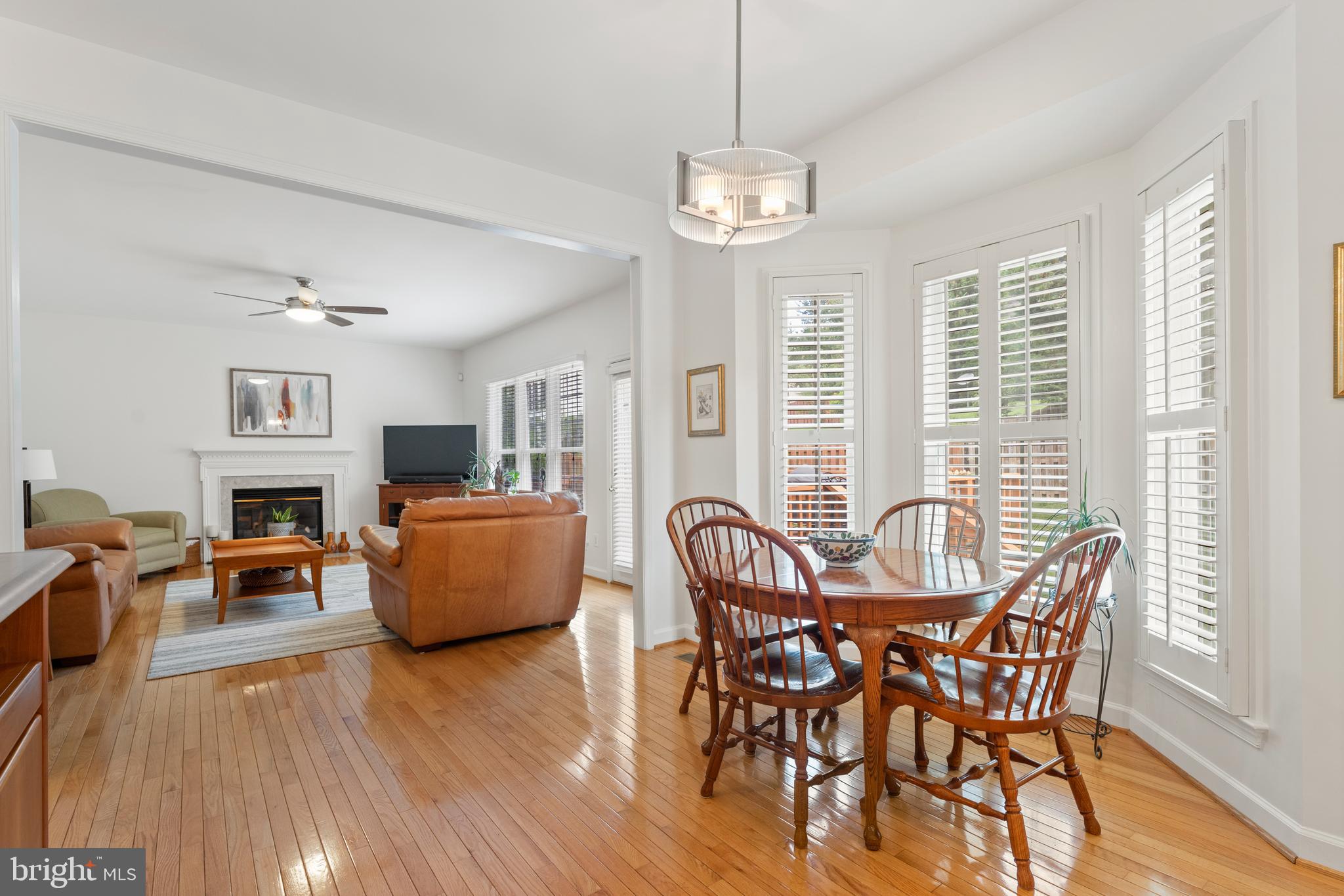 6847 Creek Crest Way Springfield, VA 22150 - Photo 14 of 62 Breakfast area
