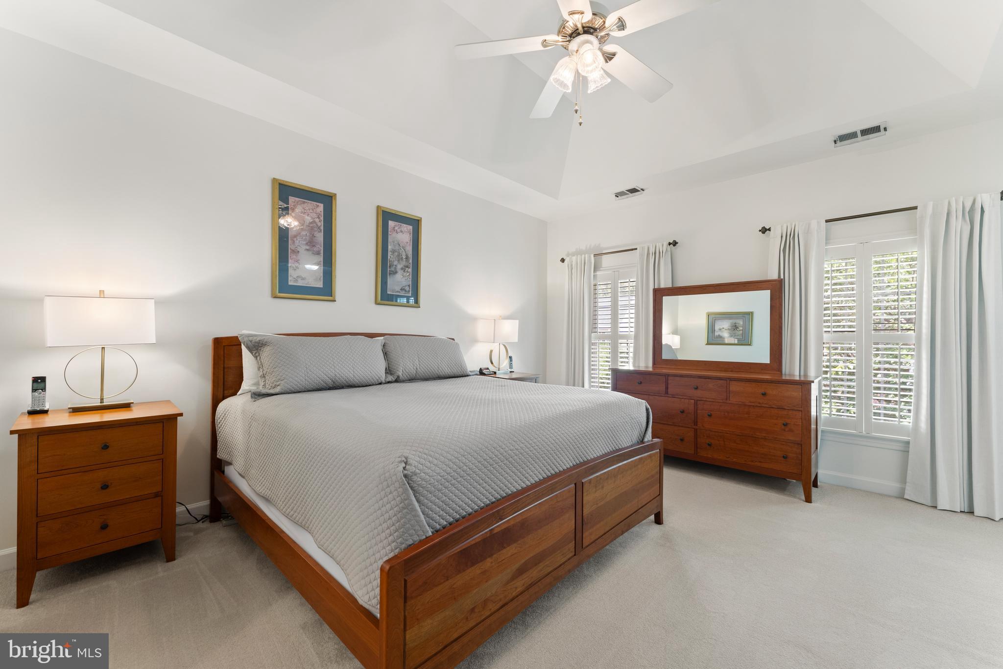 6847 Creek Crest Way Springfield, VA 22150 - Photo 23 of 62 Primary bedroom