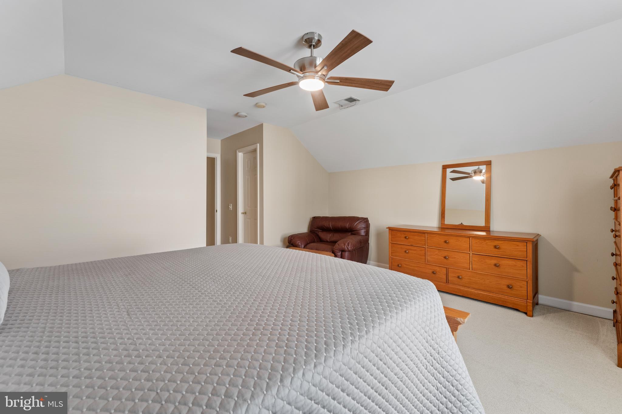 6847 Creek Crest Way Springfield, VA 22150 - Photo 35 of 62 Bedroom 2