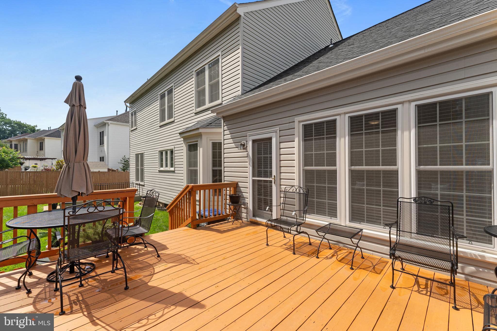 6847 Creek Crest Way Springfield, VA 22150 - Photo 42 of 62 Deck