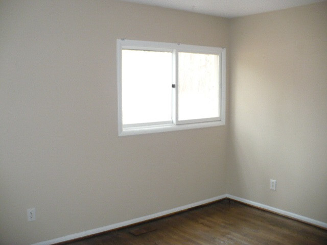 5329 Russell Road Durham, NC 27712 - Photo 12 of 18 br2
