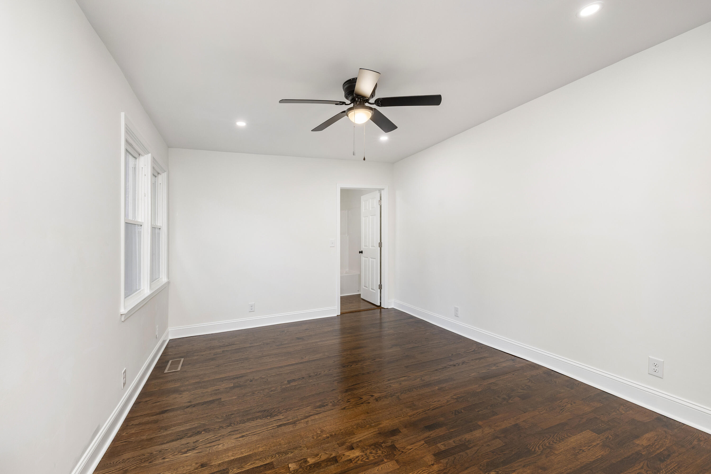 43 Reed Street Sumter, SC 29150 - Photo 12 of 26 17