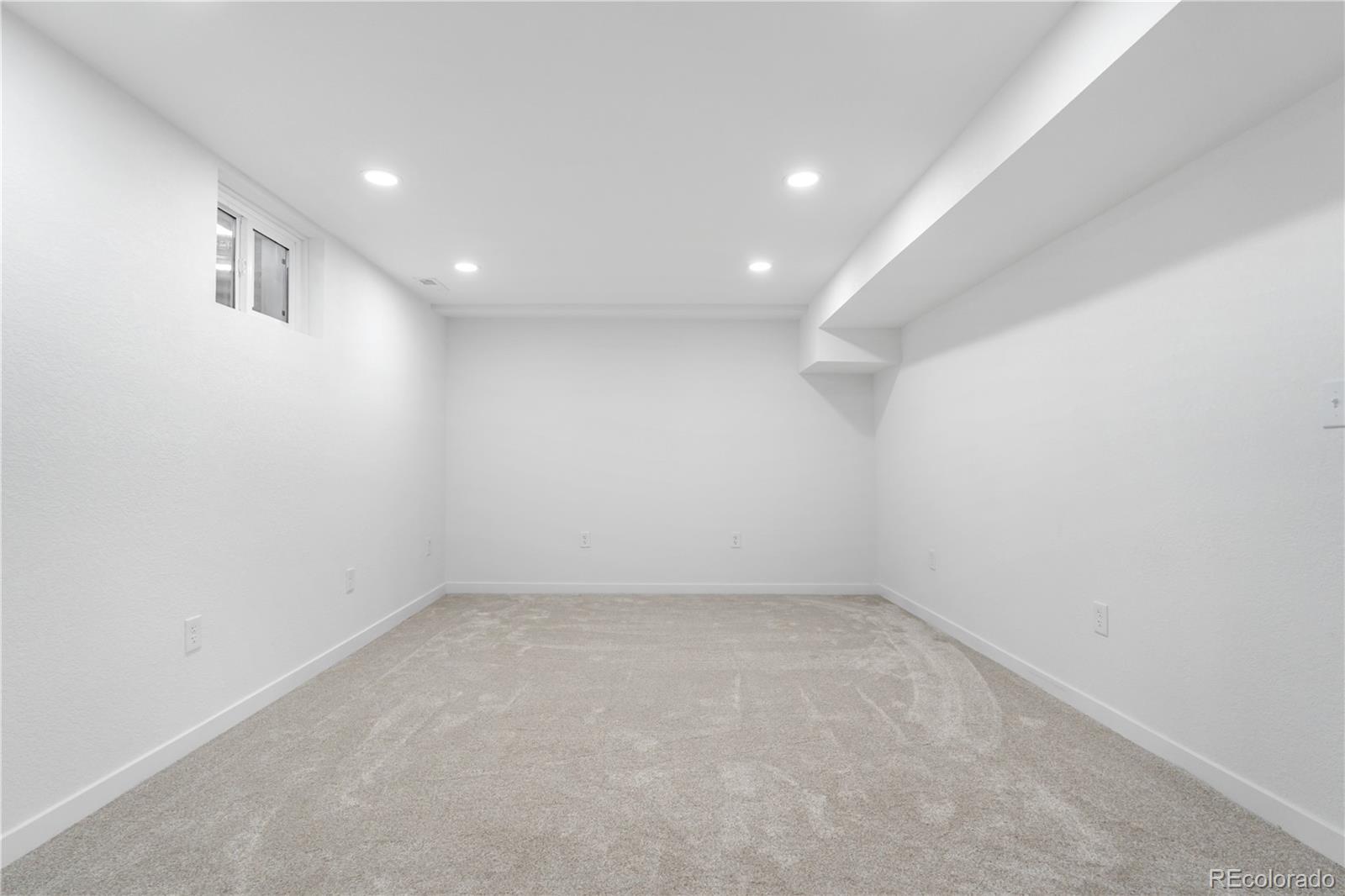 8269 Zephyr Street Arvada, CO 80005 - Photo 16 of 31