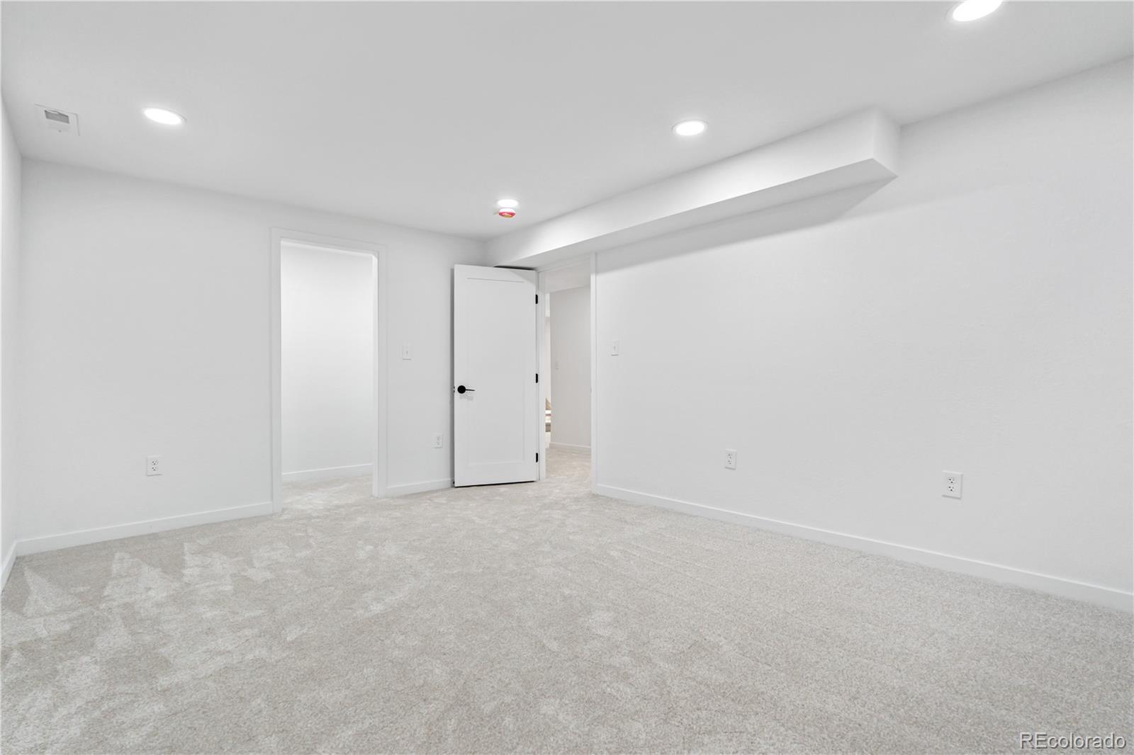 8269 Zephyr Street Arvada, CO 80005 - Photo 19 of 31