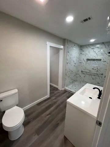 $299,900 | 916 Elizabeth Drive, Robinson, TX 76706