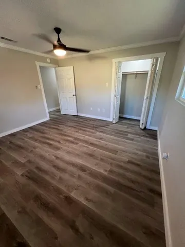 $299,900 | 916 Elizabeth Drive, Robinson, TX 76706