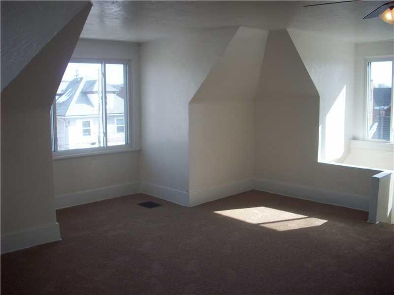 460 Irvin Avenue Rochester, PA 15074 - Photo 5 of 24 Master Bedroom. Large