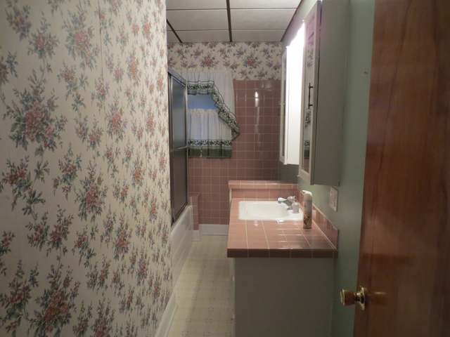 310 North Eastern Avenue Rhinelander, WI 54501 - Photo 10 of 14 Gallery Image 10