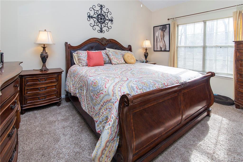 7323 Reedy Creek Road Charlotte, NC 28215 - Photo 12 of 20