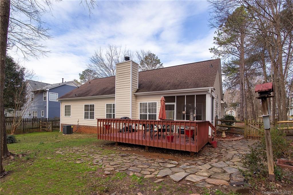 7323 Reedy Creek Road Charlotte, NC 28215 - Photo 17 of 20
