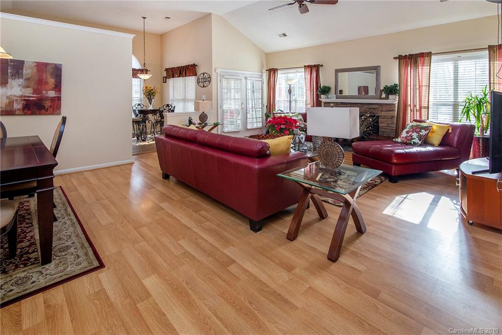 7323 Reedy Creek Road Charlotte, NC 28215 - Photo 3 of 20