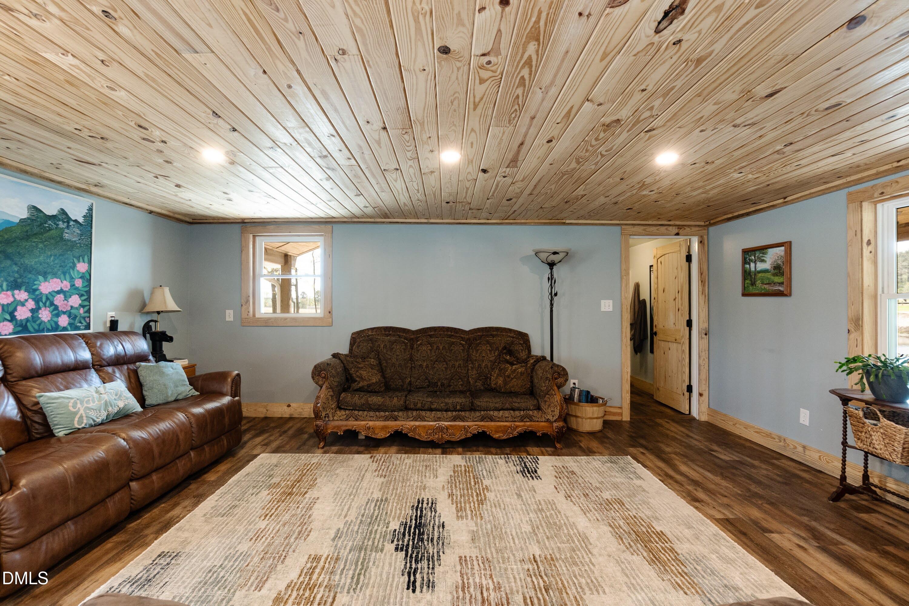 562 Peach Orchard Road Franklinton, NC 27525 - Photo 12 of 66 Living 02