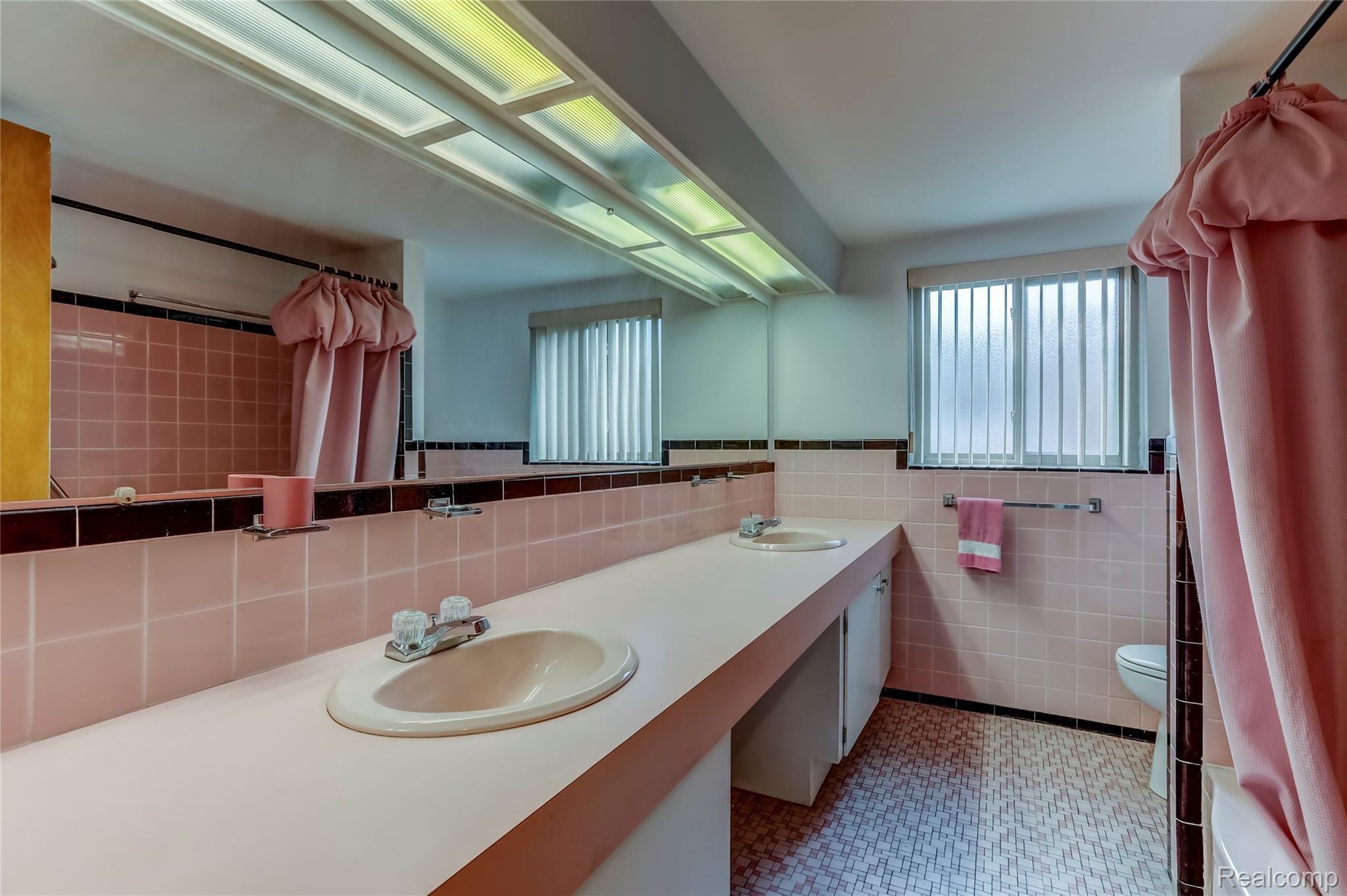 11461 Racine Road Warren, MI 48093 - Photo 15 of 29 11461 Racine Road, Warren, MI-16-FULL.jpg