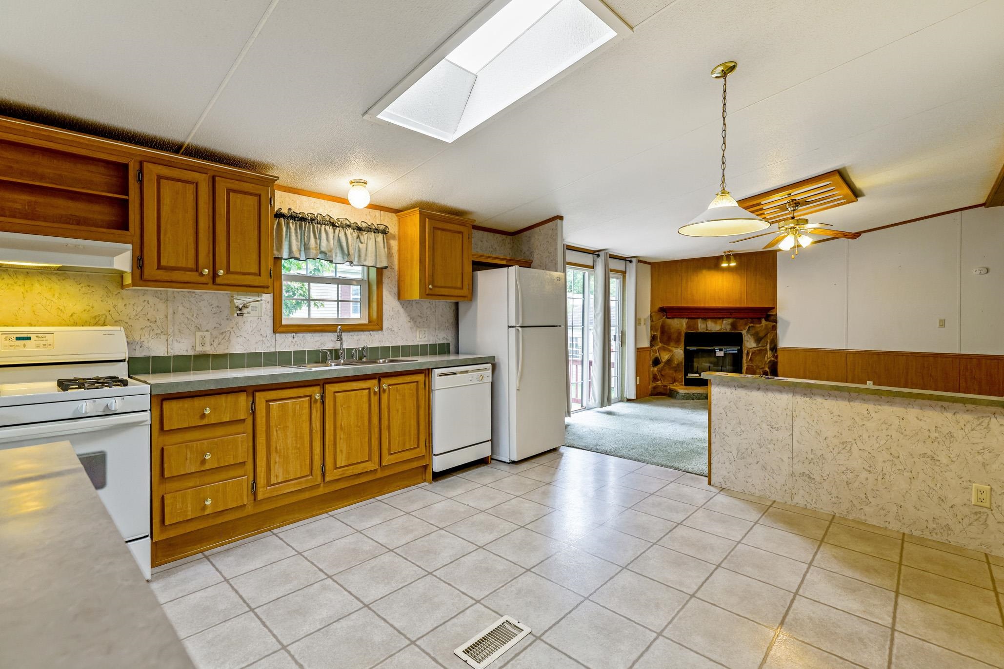 2477 Vt Route 105 Road, Unit D 22 Derby, VT 05829 - Photo 10 of 32 Gallery Image 10