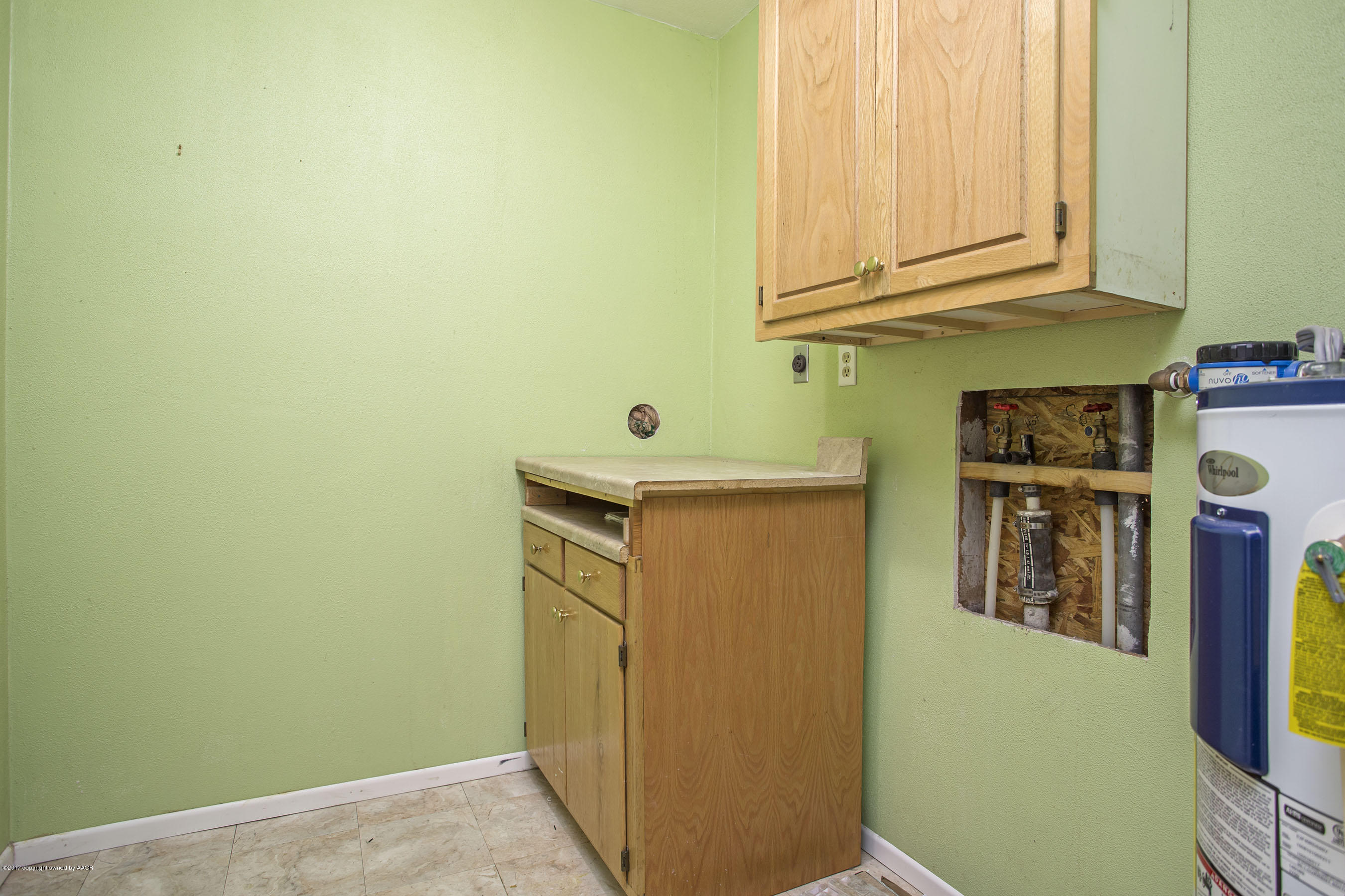4716 South Fannin Street Amarillo, TX 79110 - Photo 25 of 25 Utility room
