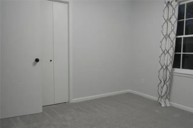 $313,999 | 1212 Southeast Briarcroft Street, Lee's Summit, MO 64063