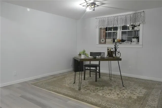 $313,999 | 1212 Southeast Briarcroft Street, Lee's Summit, MO 64063