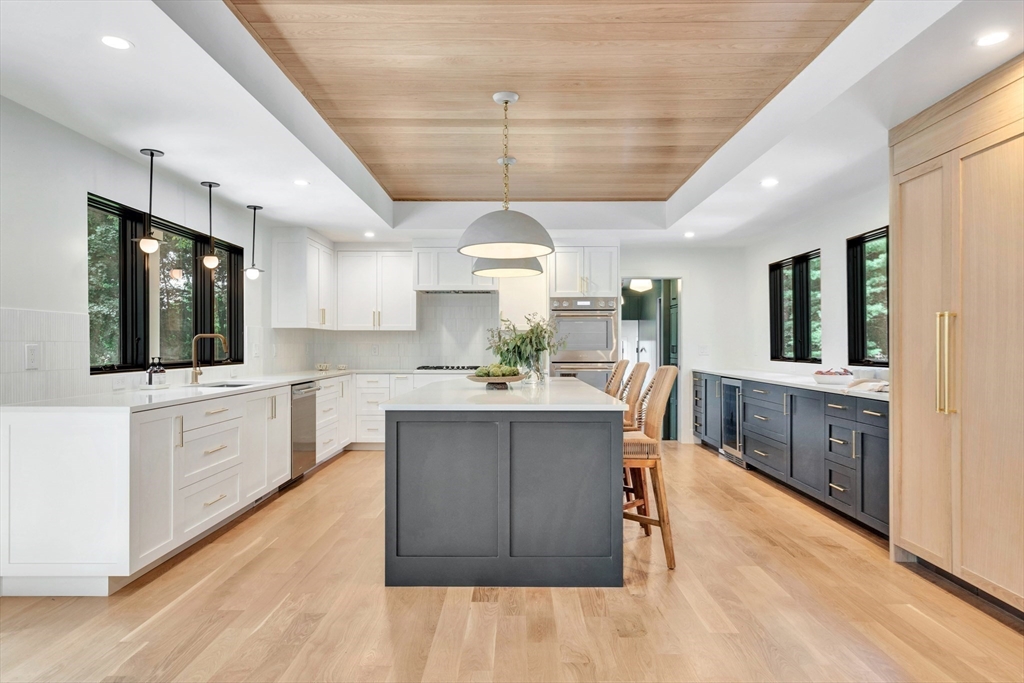 25 Ledgewood Road Winchester, MA 01890 - Photo 1 of 38 Gallery Image 1