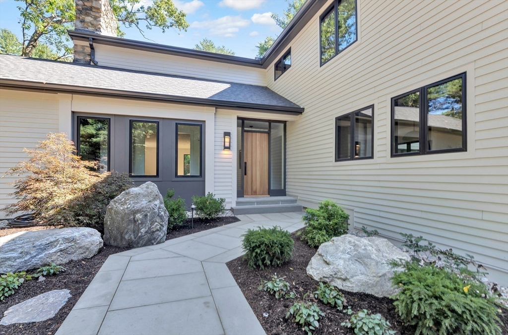 25 Ledgewood Road Winchester, MA 01890 - Photo 2 of 38 Gallery Image 2